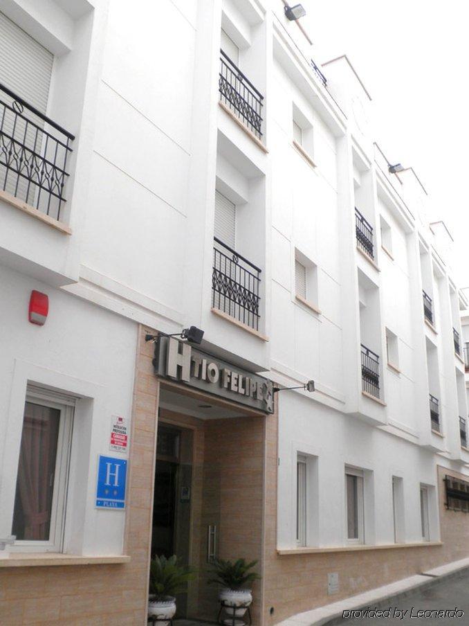 Hotel Tio Felipe كاربونيذاس المظهر الخارجي الصورة