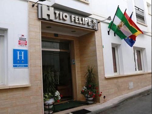 Hotel Tio Felipe كاربونيذاس المظهر الخارجي الصورة